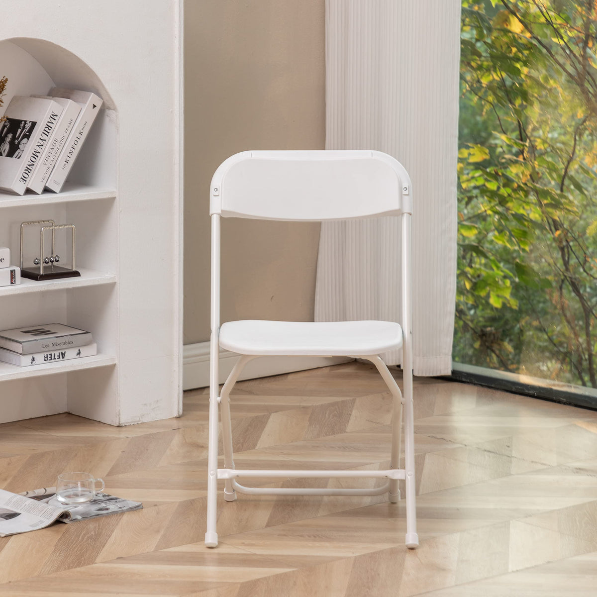 White Plastic Folding Chairs Set of 10 Steel Frame O2730